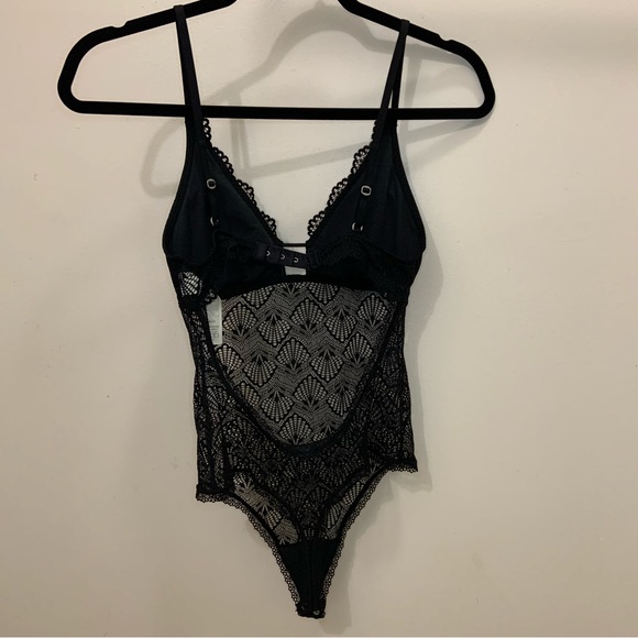 Gilly Hicks Black Lace Thong Bodysuit - Picture 4 of 10